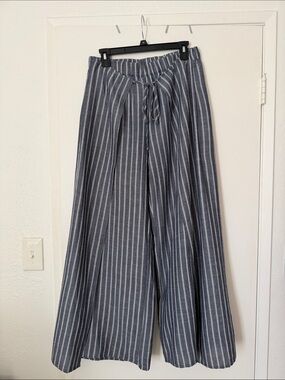 NWOT- Halogen Wide-Leg Striped Faux Drawstring Pants in Navy and White